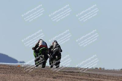 media/Dec-07-2025-CVMA (Sun) [[3e7d2de5dc]]/Race 9-Formula UL Shootout/